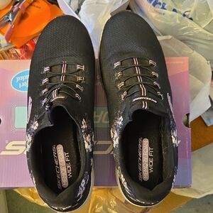 Skechers Black Sneakers with Pink Details